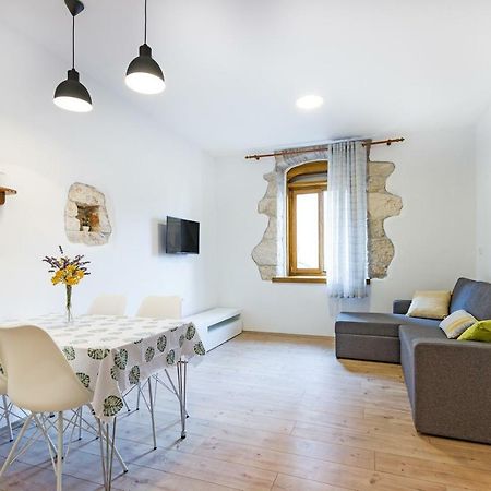 Cozy Apartment 10 Min From The Beach Πούλα Εξωτερικό φωτογραφία